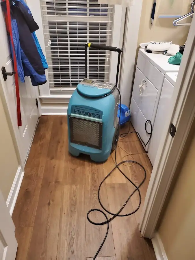Commercial dehumidifier deployed for Crawl Space Restoration in Orangeburg